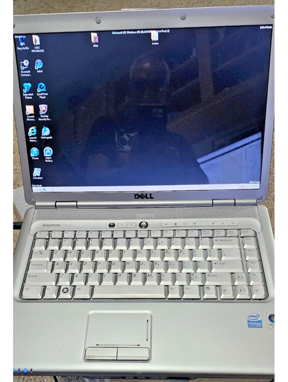 Dell Inspiron 1525-PP29L 15.4in. ( Intel Core 2 Duo, 2GHz, 3GB) Notebook/Laptop